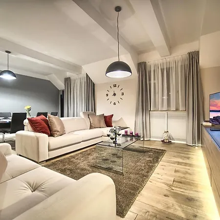 Exclusive 2 Bedroom Apartment Old Town - 2 Baths, Balcony And View - By Prague City Apartments Exterior photo